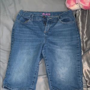 Children place capris shorts